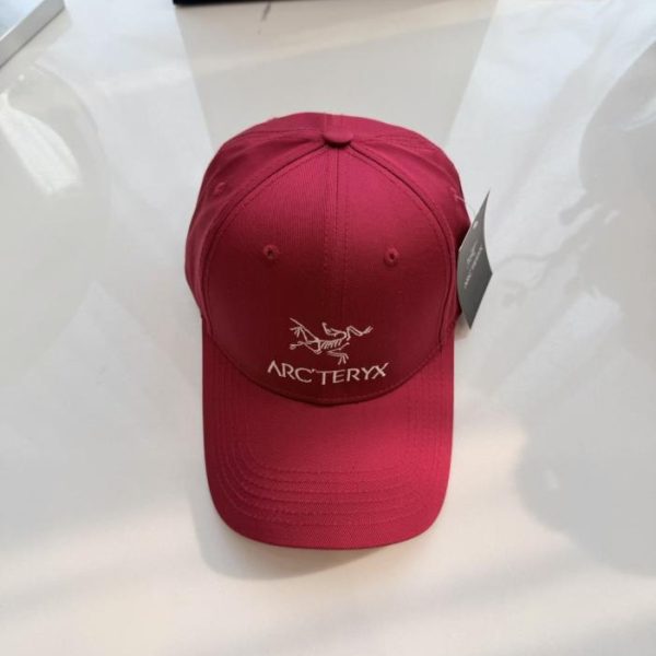 replica,repliche,fake,1:1,earrings,bracelet,ring,jewelry Cappellino da baseball Arc’teryx Hardtop con ricamo del classico logo dell’uccello (7YUVFN)