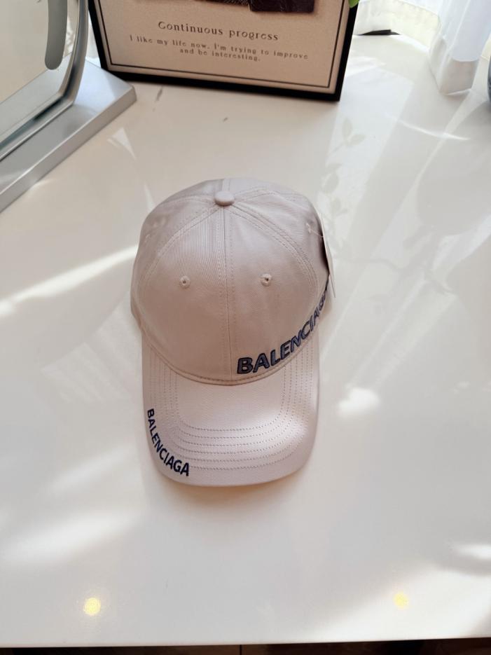 replica,repliche,fake,1:1,earrings,bracelet,ring,jewelry Cappellino da baseball classico Balenciaga (4HO431) replica,repliche,fake,1:1,earrings,bracelet,ring,jewelry Cappellino da baseball classico Balenciaga (4HO431)