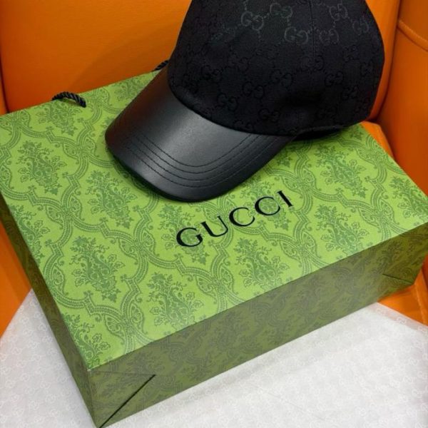 replica,repliche,fake,1:1,earrings,bracelet,ring,jewelry Nuovo cappellino da baseball in pelle con monogramma di Gucci (4GBBVT)