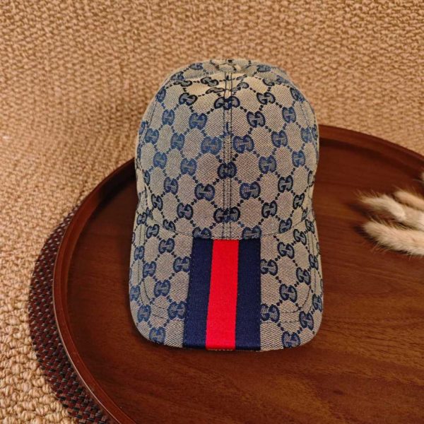 replica,repliche,fake,1:1,earrings,bracelet,ring,jewelry Cappellino da baseball Gucci serie Webbing (0LLM95) – Stesso modello del sito ufficiale