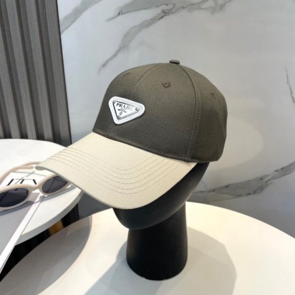 replica,repliche,fake,1:1,earrings,bracelet,ring,jewelry Cappellino da baseball Prada, nuovo modello primaverile (RTOOJD)