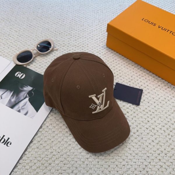 replica,repliche,fake,1:1,earrings,bracelet,ring,jewelry Cappellino da baseball Louis Vuitton (DK0X2Y)