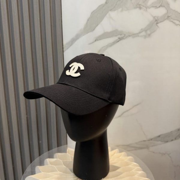 replica,repliche,fake,1:1,earrings,bracelet,ring,jewelry La nuova palla da baseball con logo minimalista di CHANEL (5Z2KXR)