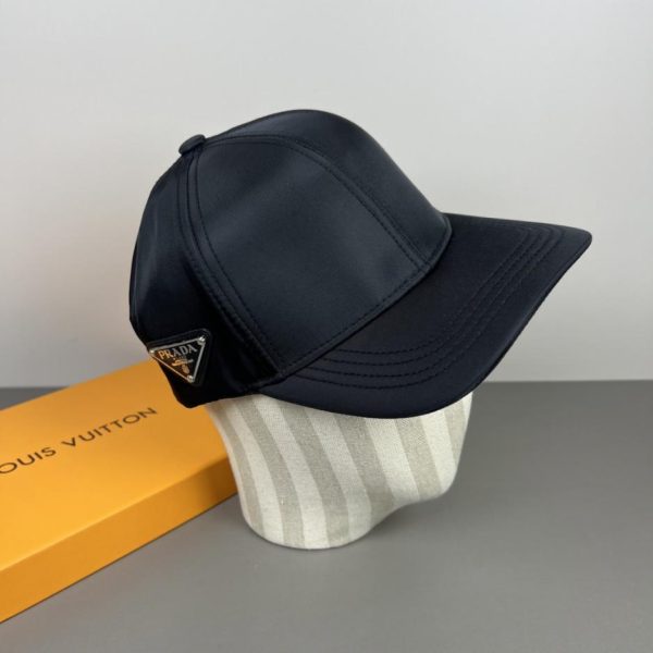 Cappellino da baseball Prada con logo triangolare classico (V0WM3I)