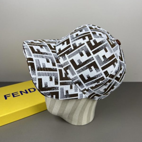 replica,repliche,fake,1:1,earrings,bracelet,ring,jewelry Nuovo cappellino da baseball di Fendi (M73FFU)