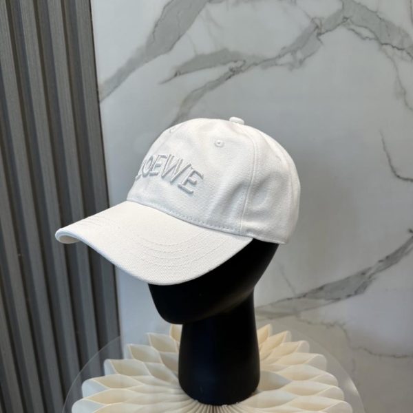 replica,repliche,fake,1:1,earrings,bracelet,ring,jewelry Nuovo cappellino da baseball dal design originale di Loewe (IO46KH)