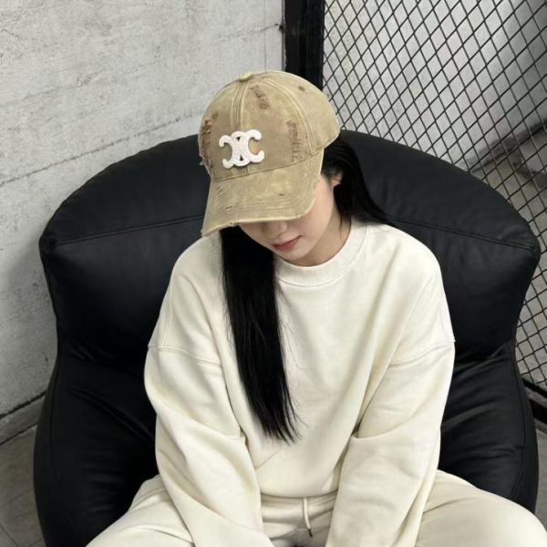 replica,repliche,fake,1:1,earrings,bracelet,ring,jewelry Nuovo cappellino da baseball minimalista CELINE (4L7NIQ)