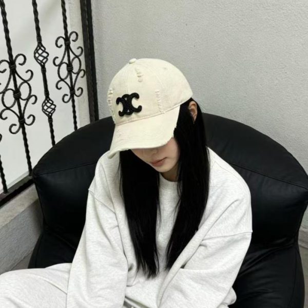 replica,repliche,fake,1:1,earrings,bracelet,ring,jewelry Nuovo cappellino da baseball minimalista di CELINE (C8ZMQL)