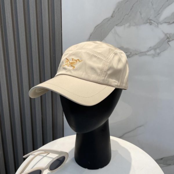 replica,repliche,fake,1:1,earrings,bracelet,ring,jewelry ARCTERYX SMALL BIRD HAT Cappellino da baseball con logo ricamato e visiera curva, protezione solare, stile coppia (WXVJ17)