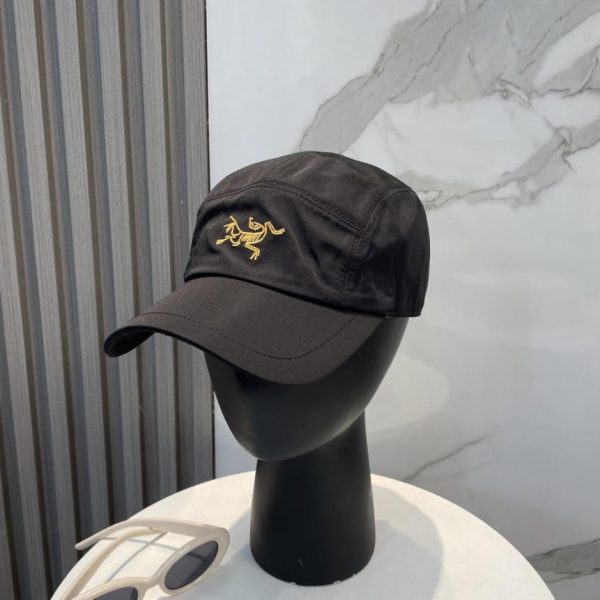 replica,repliche,fake,1:1,earrings,bracelet,ring,jewelry Cappellino da baseball ARCTERYX SMALL BIRD con logo ricamato e visiera curva, protezione solare, stile coppia (XZV9G9)