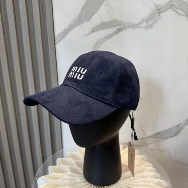 replica,repliche,fake,1:1,earrings,bracelet,ring,jewelry Nuovo cappellino da baseball in pelle MIUMIU (QM90H7)