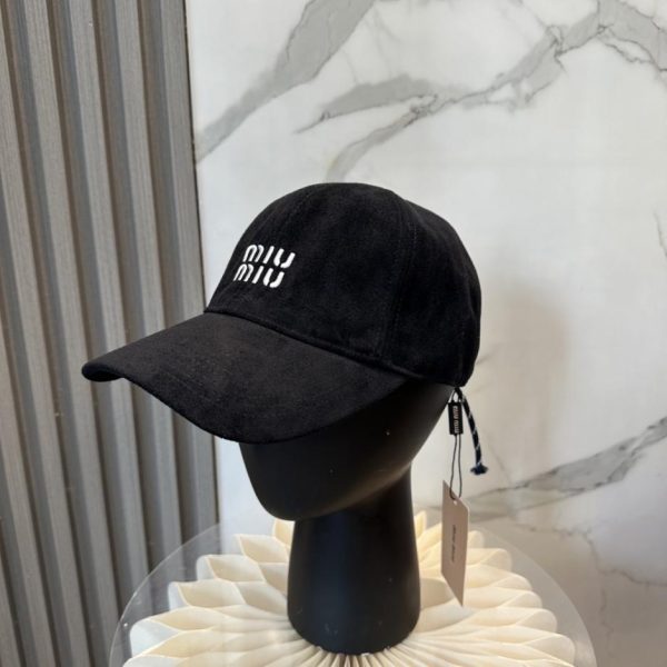 replica,repliche,fake,1:1,earrings,bracelet,ring,jewelry Cappellino da baseball in pelle scamosciata MIUMIU (UZ1N8Q)