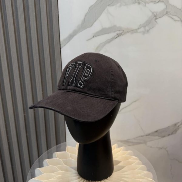 replica,repliche,fake,1:1,earrings,bracelet,ring,jewelry Balenciaga, nuovo pallone da baseball con logo ricamato (7A2ZXC)