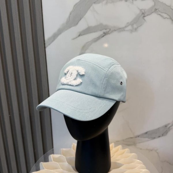 replica,repliche,fake,1:1,earrings,bracelet,ring,jewelry Nuova palla da baseball con logo ricamato in 3D di Chanel (C5MD2R)