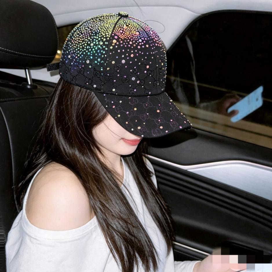 replica,repliche,fake,1:1,earrings,bracelet,ring,jewelry Cappellino da baseball GUCCI in jacquard di lino, originale, di alta gamma, con strass, nuovo colore (4855Q6) disponibile sul sito ufficiale. replica,repliche,fake,1:1,earrings,bracelet,ring,jewelry Cappellino da baseball GUCCI in jacquard di lino, originale, di alta gamma, con strass, nuovo colore (4855Q6) disponibile sul sito ufficiale.