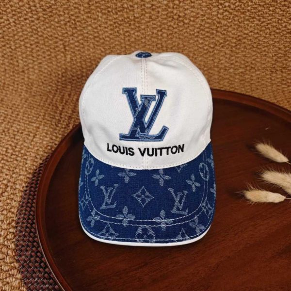 replica,repliche,fake,1:1,earrings,bracelet,ring,jewelry Cappellino da baseball ricamato Louis Vuitton (V4IWG5)