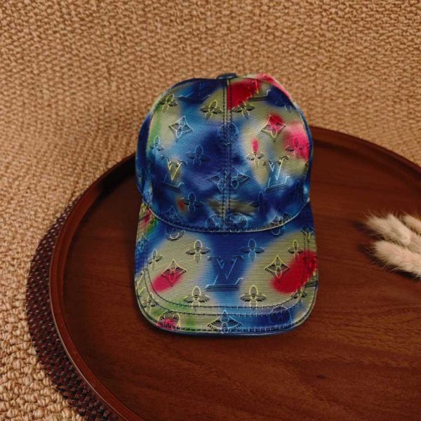 replica,repliche,fake,1:1,earrings,bracelet,ring,jewelry Cappellino da baseball mimetico LV (BCAGB7)