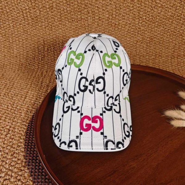 replica,repliche,fake,1:1,earrings,bracelet,ring,jewelry Nuovo cappellino da baseball GUCCI (K5T33M)