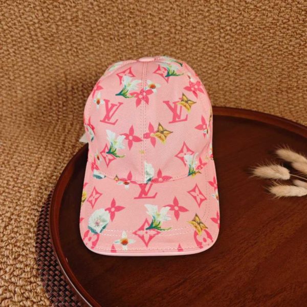 replica,repliche,fake,1:1,earrings,bracelet,ring,jewelry Nuovo cappellino da baseball LV (6GLWK8)