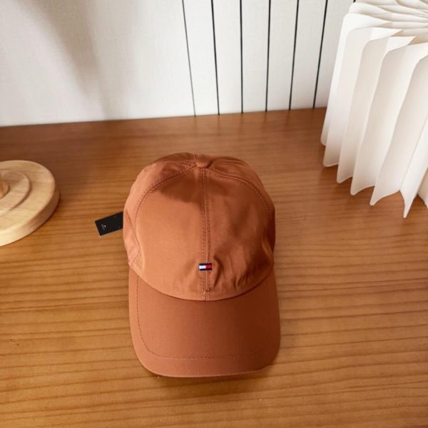 replica,repliche,fake,1:1,earrings,bracelet,ring,jewelry Cappellino da baseball TommHilfiger, elegante modello a becco d’anatra (X6D1JT)
