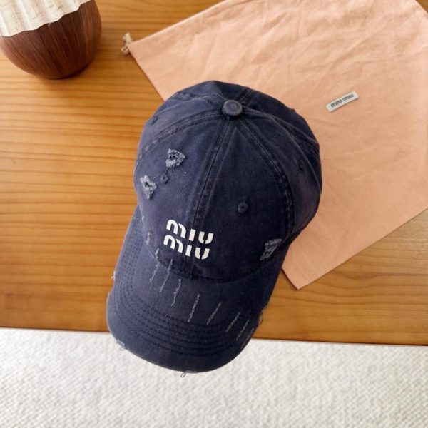 replica,repliche,fake,1:1,earrings,bracelet,ring,jewelry Nuovo cappellino da baseball MIUMIU per la primavera (76HS8J)