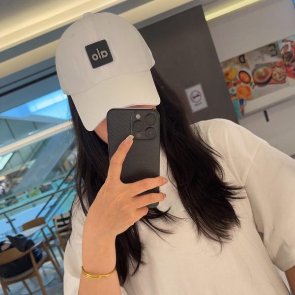 replica,repliche,fake,1:1,earrings,bracelet,ring,jewelry Il nuovo cappellino da baseball di Alo (7YXNNU)