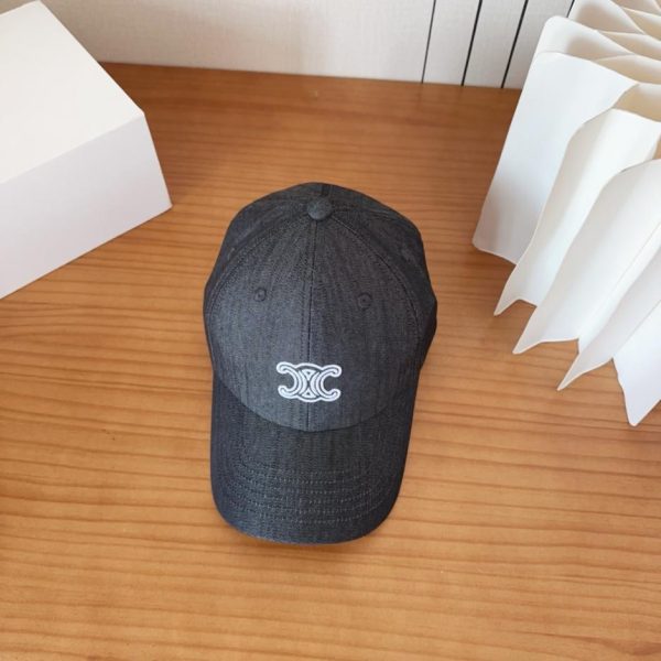 replica,repliche,fake,1:1,earrings,bracelet,ring,jewelry Nuovo cappellino da baseball CELINE (Z8O78K)