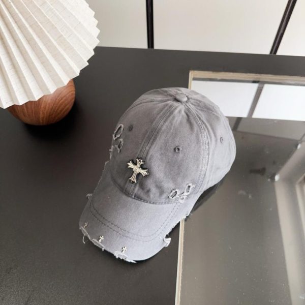 replica,repliche,fake,1:1,earrings,bracelet,ring,jewelry Cappellino da baseball Chrome Hearts stile coreano retrò effetto invecchiato e strappato, ideale per la primavera (WYQ89U)