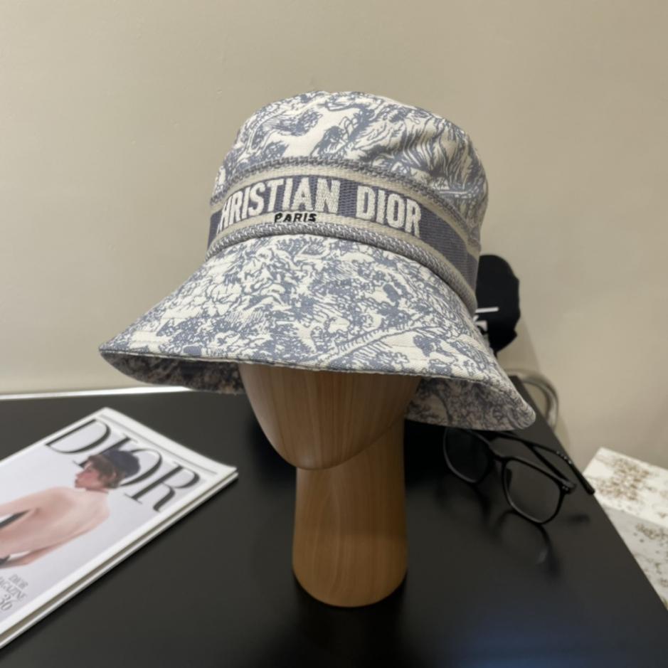 replica,repliche,fake,1:1,earrings,bracelet,ring,jewelry Sito web ufficiale DIOR sincronizzato con un cappello a secchiello unisex con dipinto paesaggistico in stile coreano (S2FI1Z) replica,repliche,fake,1:1,earrings,bracelet,ring,jewelry Sito web ufficiale DIOR sincronizzato con un cappello a secchiello unisex con dipinto paesaggistico in stile coreano (S2FI1Z)