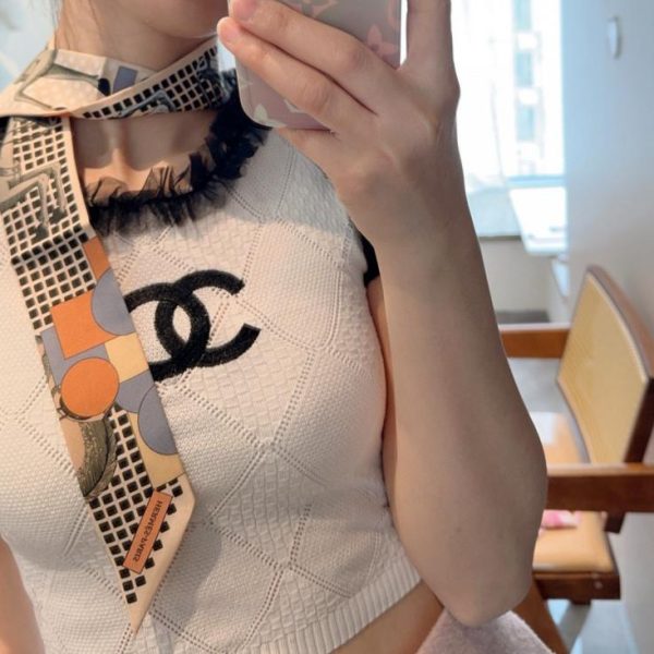 replica,repliche,fake,1:1,earrings,bracelet,ring,jewelry Elegante foulard da cavaliere, Hermes 100% seta di gelso, twill 18 momme, 86×5 cm, fantasia su entrambi i lati (AZWNRX)