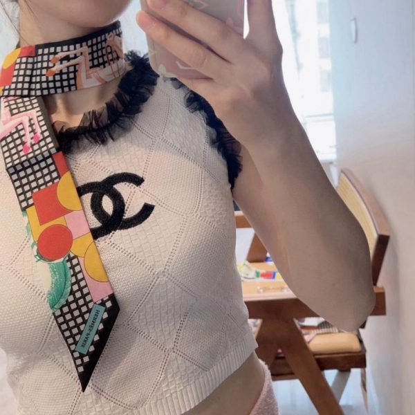 replica,repliche,fake,1:1,earrings,bracelet,ring,jewelry Elegante foulard da cavaliere, Hermes 100% seta di gelso, twill 18 momme, 86×5 cm, fantasia su entrambi i lati (FJLYB2)
