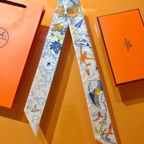 replica,repliche,fake,1:1,earrings,bracelet,ring,jewelry HMS2261 Mini foulard Hermes Twilly (9IV70K) – Design simile a una nuvola