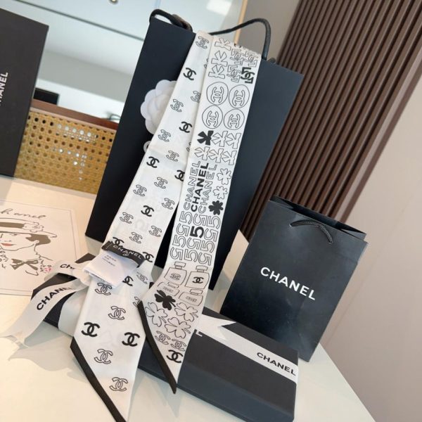 replica,repliche,fake,1:1,earrings,bracelet,ring,jewelry Mini foulard Chanel Twilly (0WTJK3)