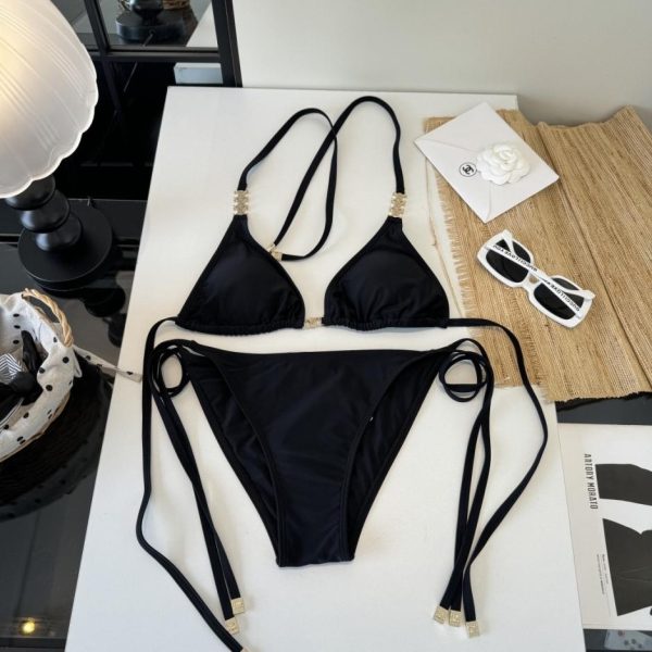 replica,repliche,fake,1:1,earrings,bracelet,ring,jewelry Nuovo costume da bagno bikini di Celine (4BDB9A)