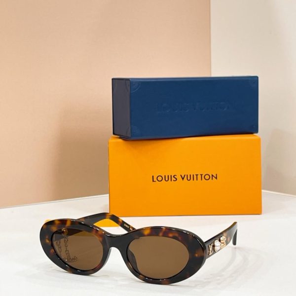 replica,repliche,fake,1:1,earrings,bracelet,ring,jewelry Occhiali da sole LOUIS VUITTON MODELLO Z2987U (GEWQKH)