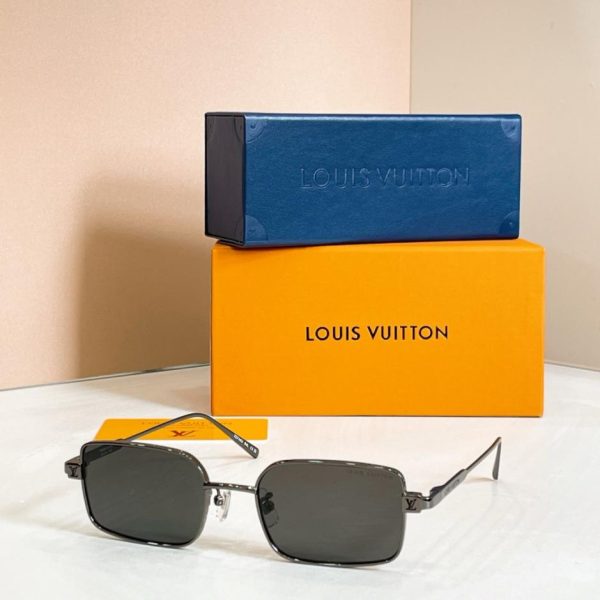 replica,repliche,fake,1:1,earrings,bracelet,ring,jewelry Occhiali da sole LOUIS VUITTON MODELLO Z2744U (RT666H)
