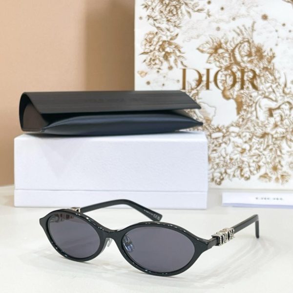 replica,repliche,fake,1:1,earrings,bracelet,ring,jewelry Occhiali da sole DIOR, modello Dior Treasure R1F (4HJ7QR)