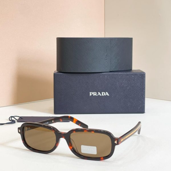 replica,repliche,fake,1:1,earrings,bracelet,ring,jewelry Occhiali da sole PRADA MODELLO D06S (TWZG1V)