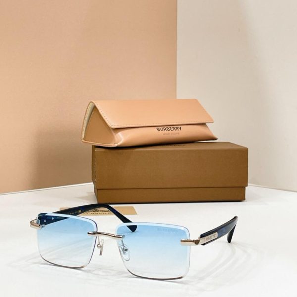 Occhiali da vista BURBERRY, modello BE 2244(7I33YT)
