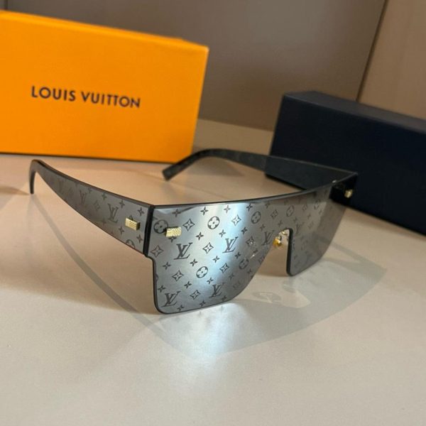 replica,repliche,fake,1:1,earrings,bracelet,ring,jewelry Occhiali da lettura, modello LOUIS VUITTON Z2205U 8 (9DWKNT)