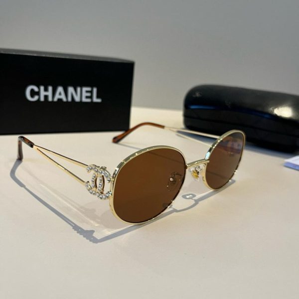 replica,repliche,fake,1:1,earrings,bracelet,ring,jewelry Nuovi occhiali da sole Chanel, unisex, aste in metallo (IKJONF)