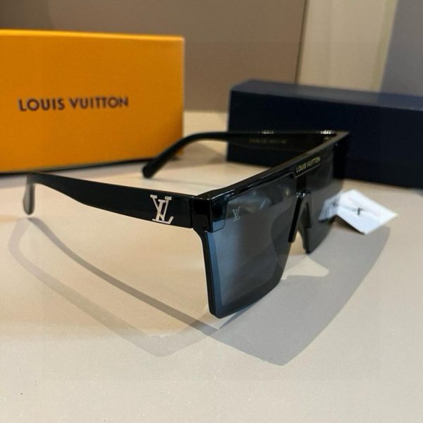 replica,repliche,fake,1:1,earrings,bracelet,ring,jewelry Nuovi occhiali da sole Louis Vuitton, modello unisex (FDA2MG)