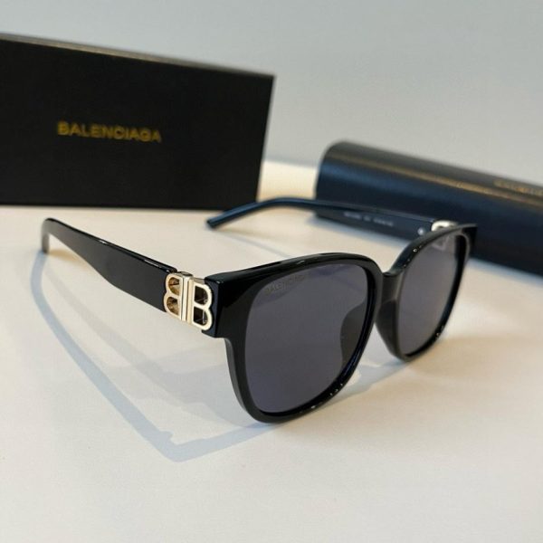 replica,repliche,fake,1:1,earrings,bracelet,ring,jewelry Occhiali da sole Balenciaga quadrati in stile retrò (AX2VNL)