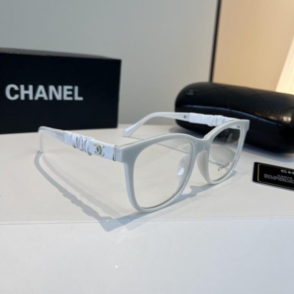 replica,repliche,fake,1:1,earrings,bracelet,ring,jewelry Occhiali da sole Chanel: i preferiti di molte celebrità (8QAZJB)