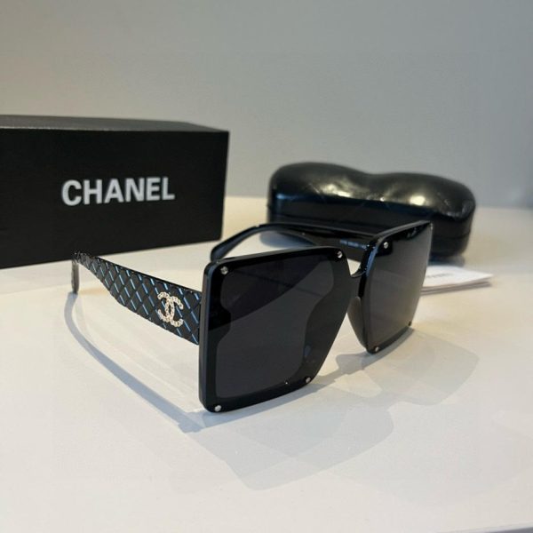 replica,repliche,fake,1:1,earrings,bracelet,ring,jewelry Occhiali da sole Chanel – Nuova montatura grande quadrata (76OD3O)