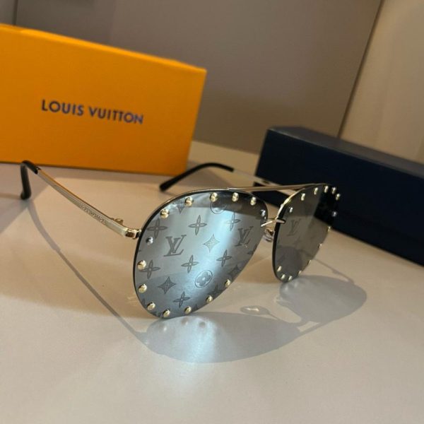 replica,repliche,fake,1:1,earrings,bracelet,ring,jewelry I nuovissimi occhiali da sole Louis Vuitton, modello unisex. 17388 (WZQLLL)