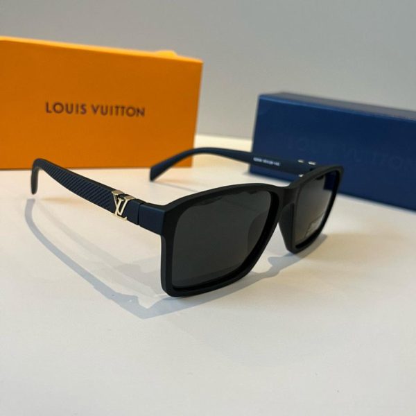 replica,repliche,fake,1:1,earrings,bracelet,ring,jewelry Occhiali da sole Louis Vuitton, di alta gamma e leggeri (N2O2CA)