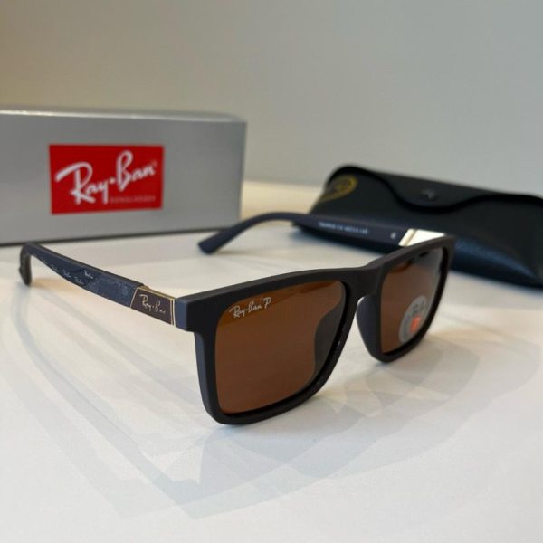 replica,repliche,fake,1:1,earrings,bracelet,ring,jewelry Occhiali da sole Ray-Ban di tendenza per uomo e donna, lenti in resina, modello TR69030(UVATAO).