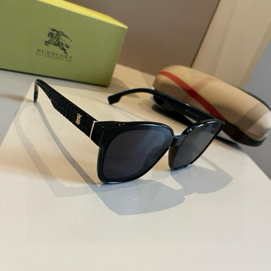 replica,repliche,fake,1:1,earrings,bracelet,ring,jewelry Occhiali da sole Burberry da uomo e da donna, stesso modello presente sul sito ufficiale (7LNA5S) replica,repliche,fake,1:1,earrings,bracelet,ring,jewelry Occhiali da sole Burberry da uomo e da donna, stesso modello presente sul sito ufficiale (7LNA5S)