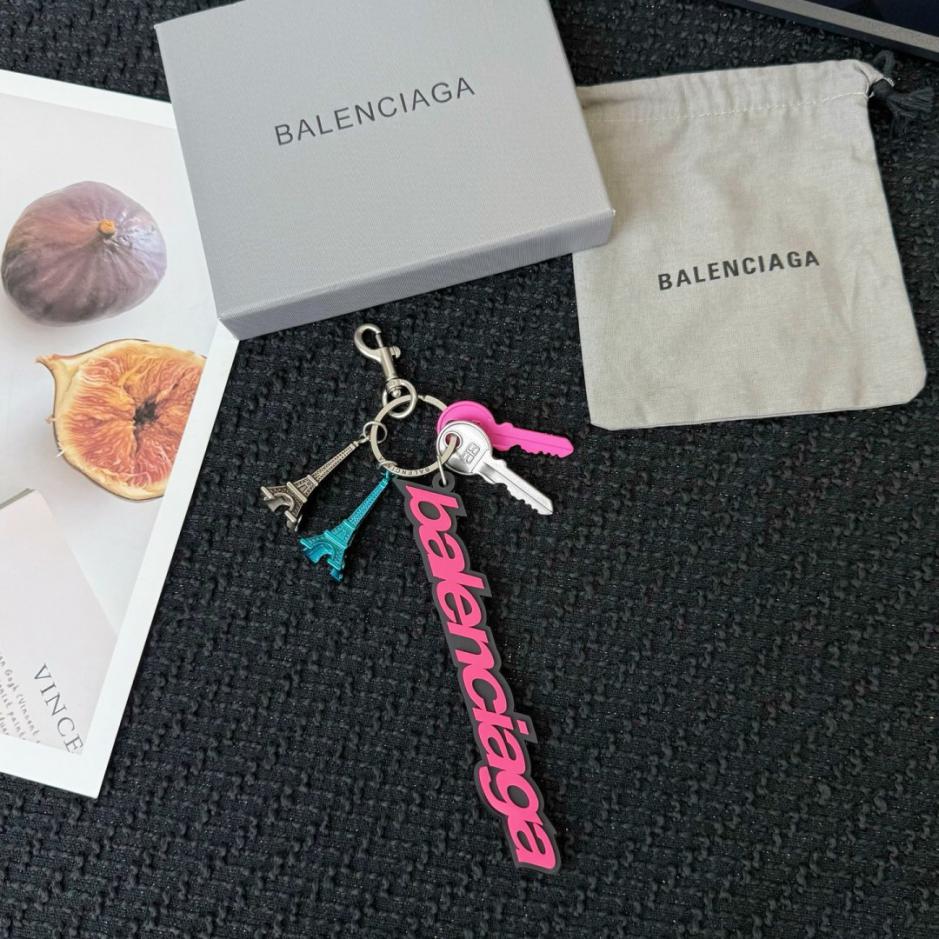 replica,repliche,fake,1:1,earrings,bracelet,ring,jewelry Nuovo portachiavi piccolo Balenciaga Rodeo (V1Z33W)